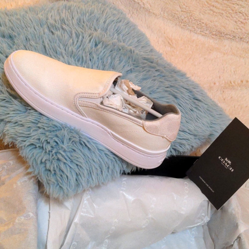 Coach NWT Walker Canvas shoes. Size 7
